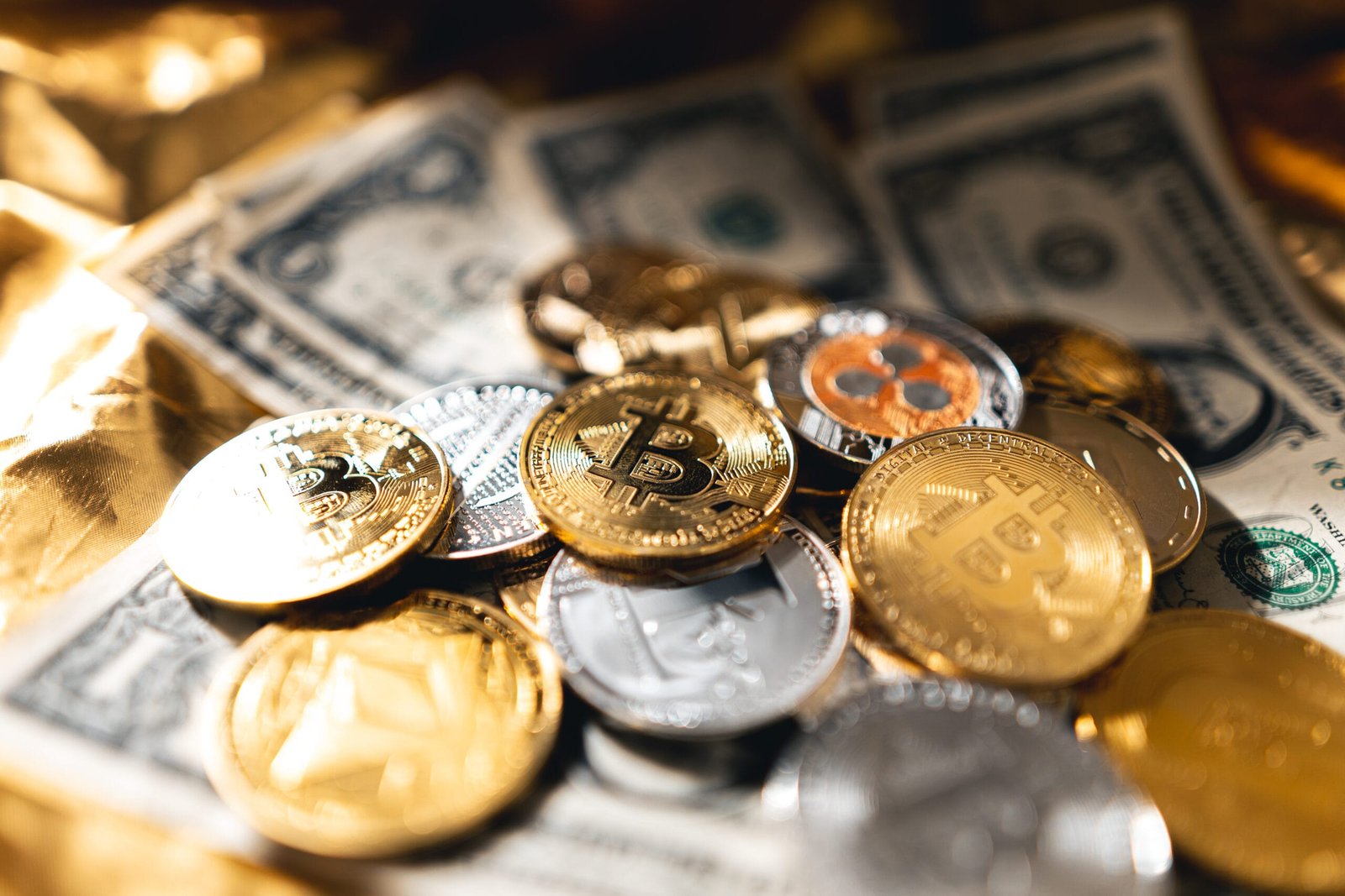 A Revolução das Finanças Descentralizadas (DeFi) e o que Isso Significa para o Investidor Comum