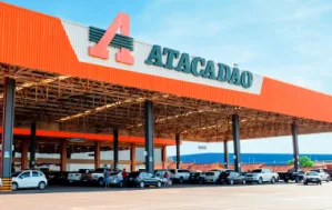 Atacadão (CRFB3) valoriza 19% com proposta de aquisição do Carrefour